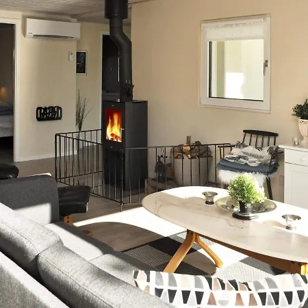 Ferienhaus Holiday Ix *